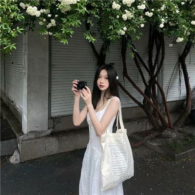 黯色沙滩