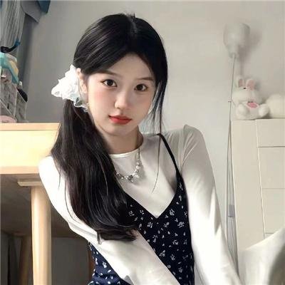 红色尾翼